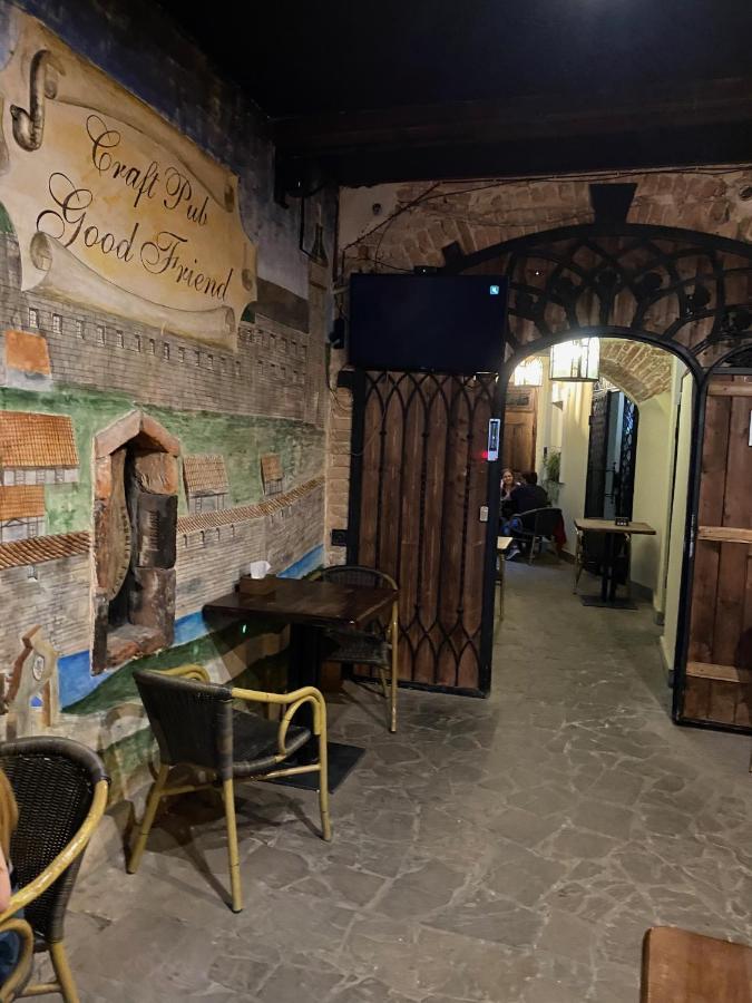 Апартаменти Королівські На Вулиці Лесі Українки 19 Lviv Kültér fotó