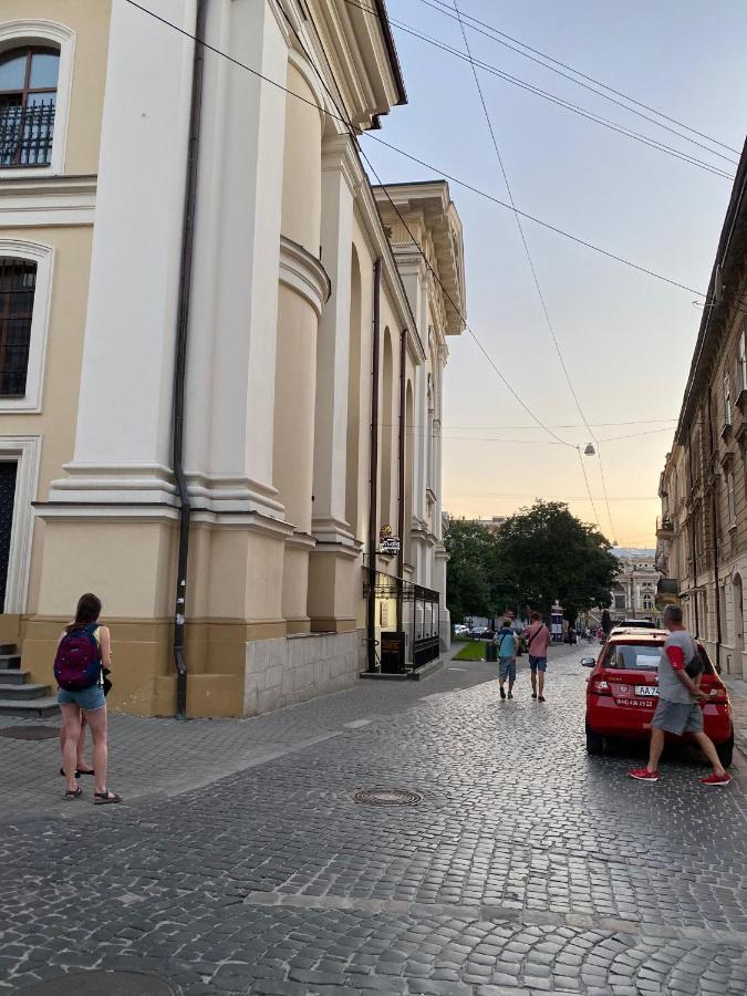 Апартаменти Королівські На Вулиці Лесі Українки 19 Lviv Kültér fotó