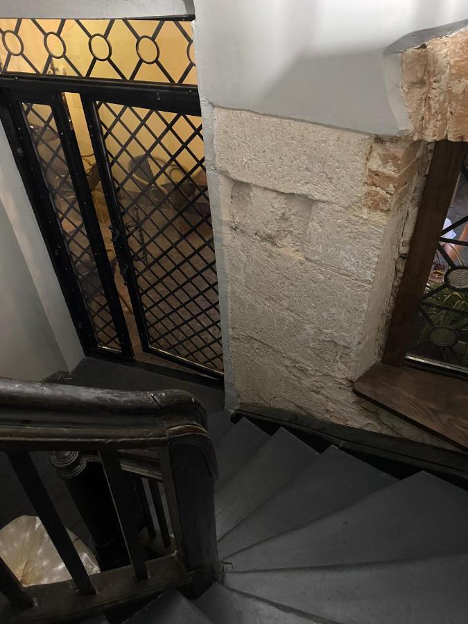Апартаменти Королівські На Вулиці Лесі Українки 19 Lviv Kültér fotó