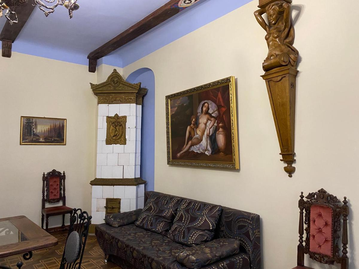 Апартаменти Королівські На Вулиці Лесі Українки 19 Lviv Kültér fotó