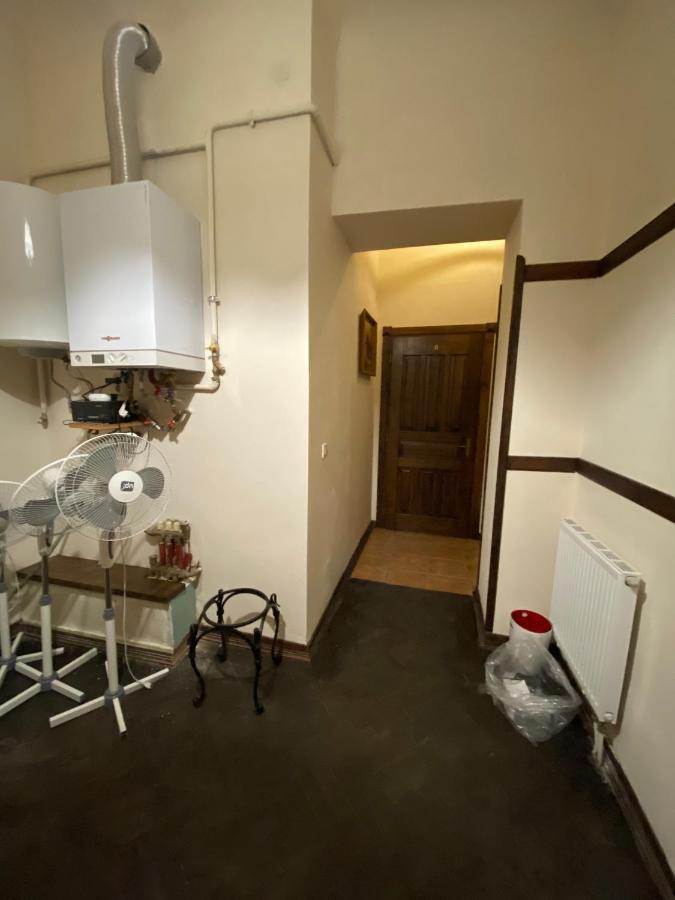 Апартаменти Королівські На Вулиці Лесі Українки 19 Lviv Kültér fotó